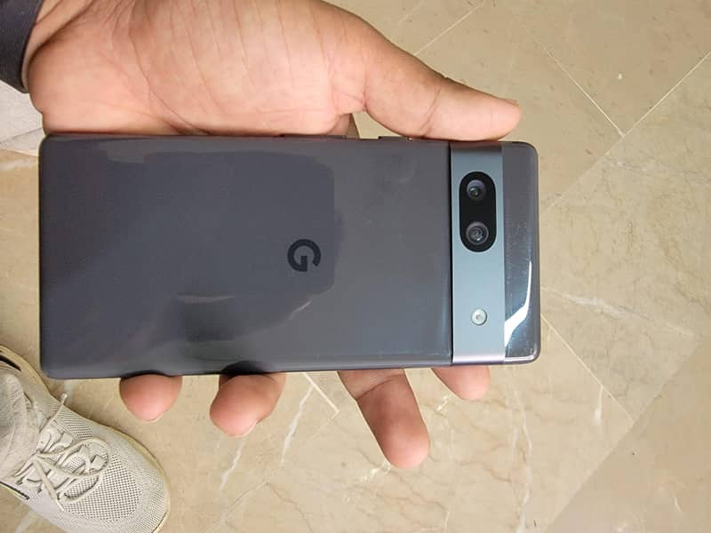 Google Pixel 7 A 12