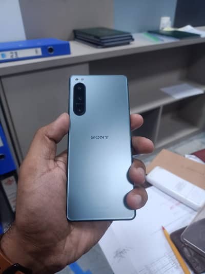 Sony Xperia 5 mark 4 Gaming phone (GTA V)