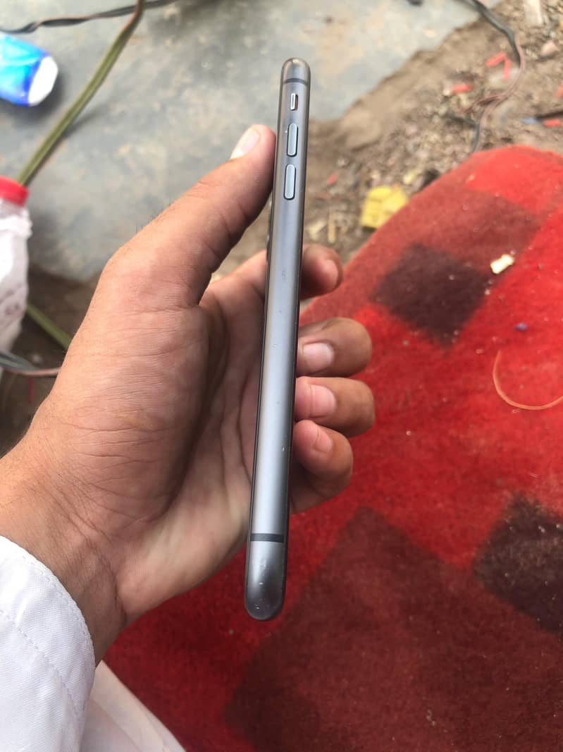 Apple iPhone 11 2