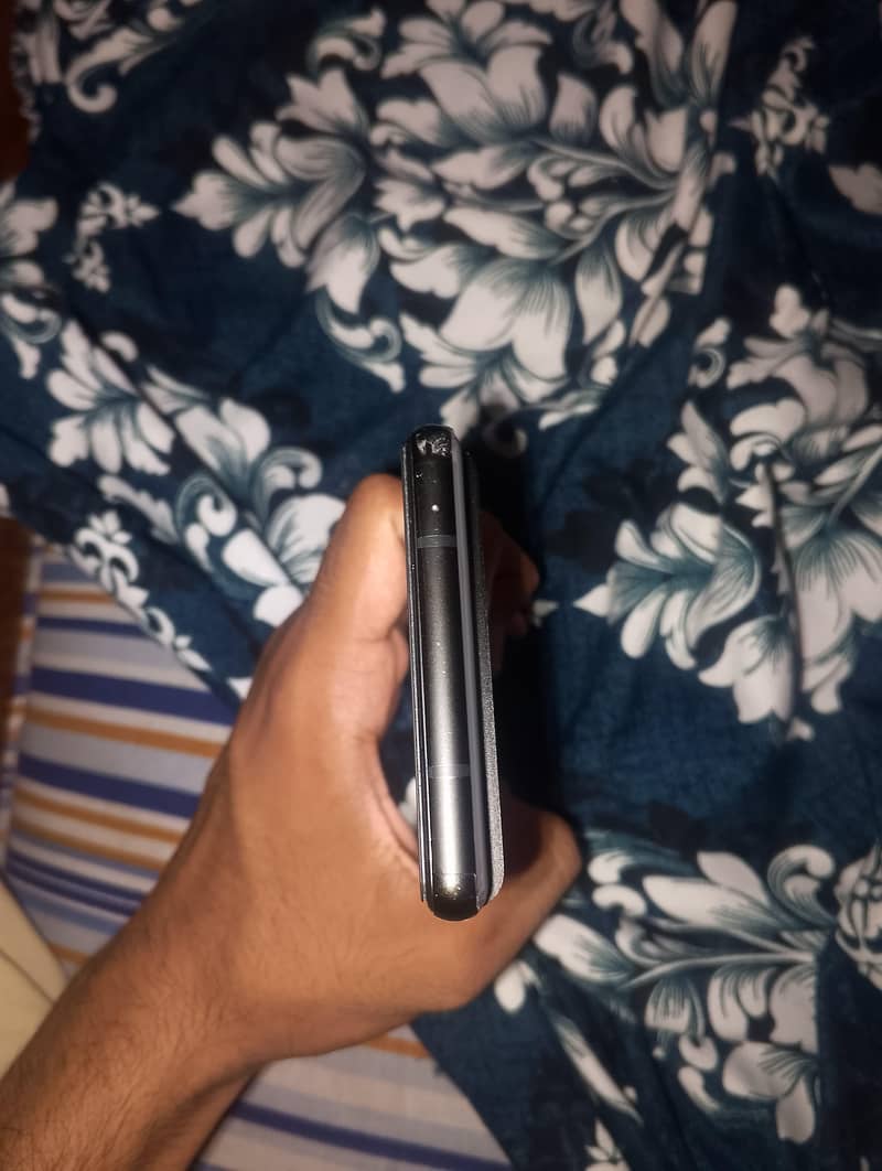 Google Pixel 6 3