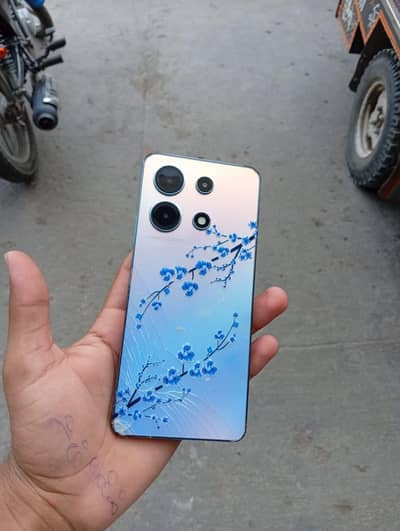 Infinix Note 30