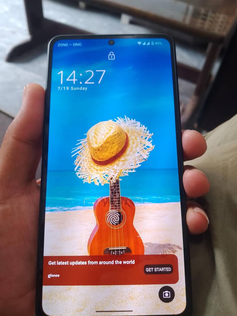 Sharp Aquos R7 6