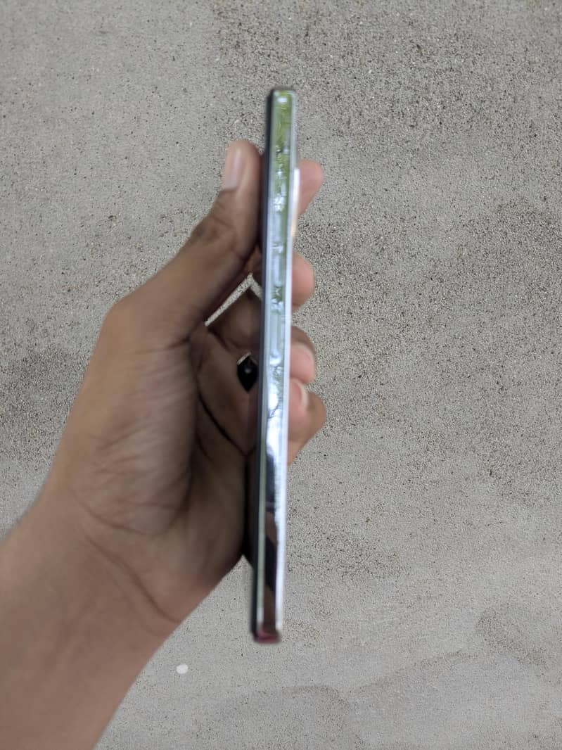 Tecno CAMON 30 1
