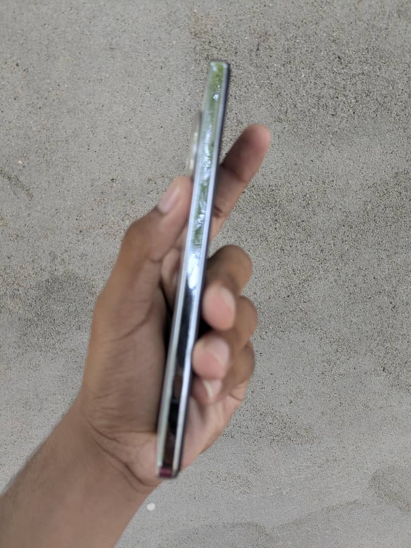 Tecno CAMON 30 2