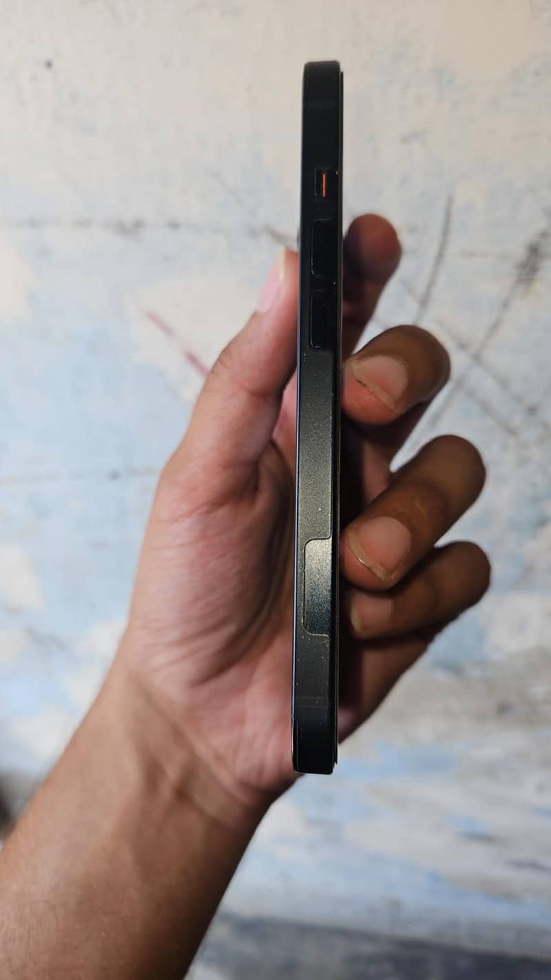 iPhone 14 jv 3