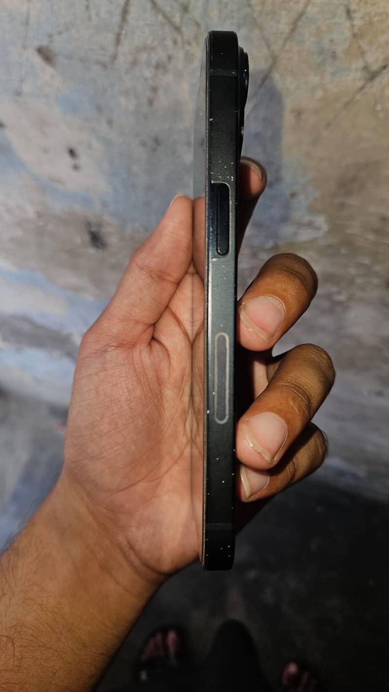 iPhone 14 jv 5