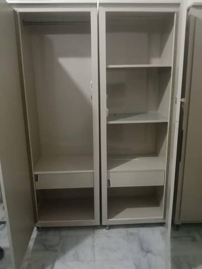 2-Piece Wardrobe Set for Sale – Strong & Spacious