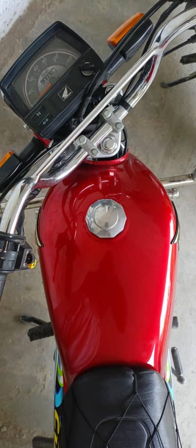 Honda CD 70 lush condition All ok bike one hand use All Punjab registe
