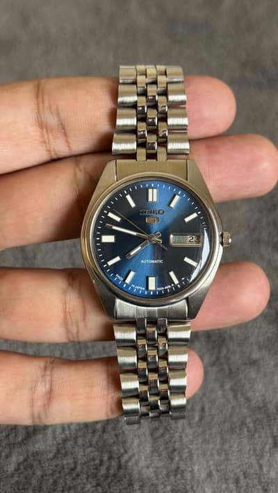 Vintage Seiko 5 Automatic 7009 Men's Wrist Watch – Day Date