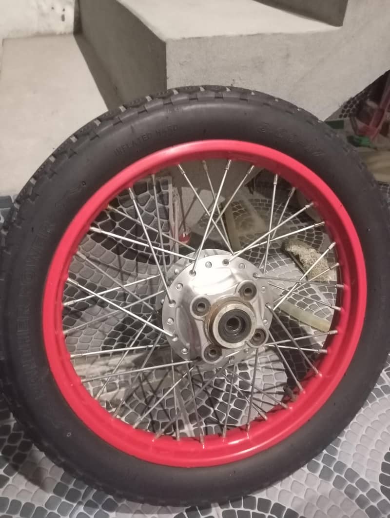 125 back tyre 0