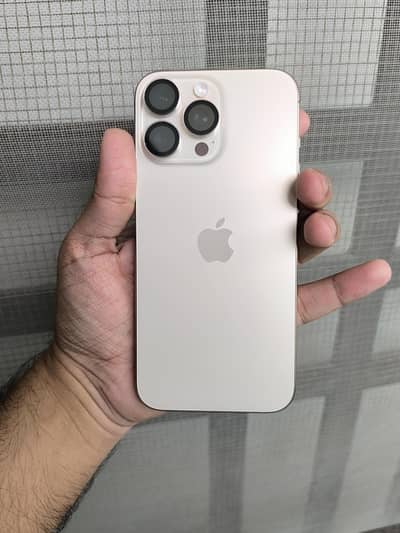Apple iPhone 16 Pro Max FU