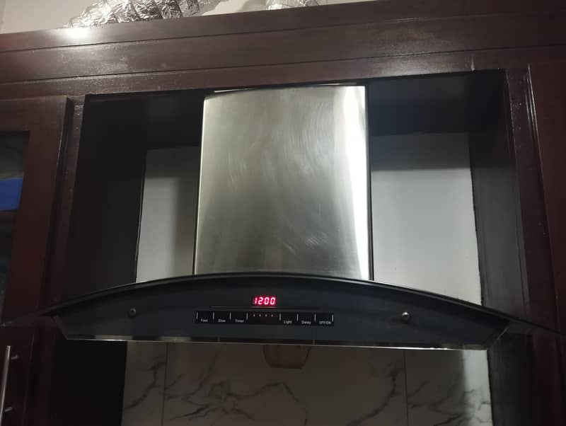 Kitchen Hood 3