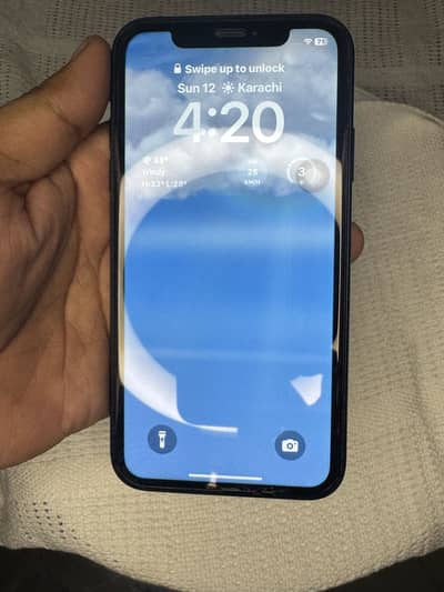 Apple Iphone XR, 128gb, PTA approved with Box