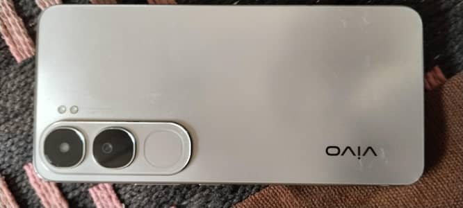 Vivo Y200