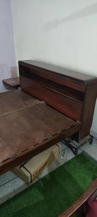Double bed queen size  6x5.5
