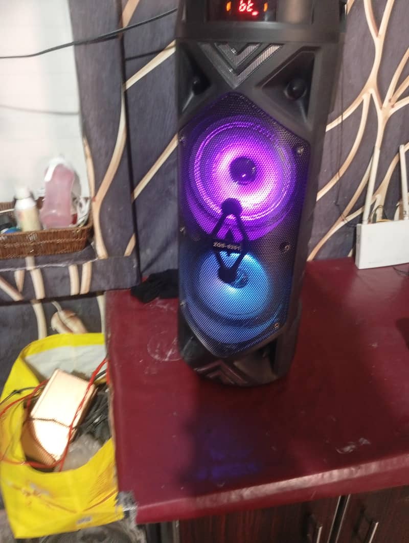 bluetooth speaker 1