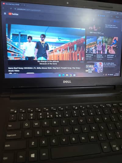 Dell i7 7th gen 8gb ram 128gb Ssd Full oky