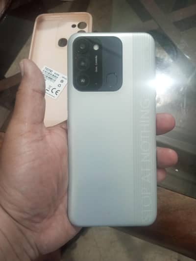 Tecno Spark 8C
