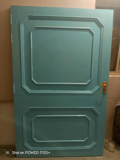 Solid Wooden Door in Beautiful Condition for Sale / Best Wooden Door