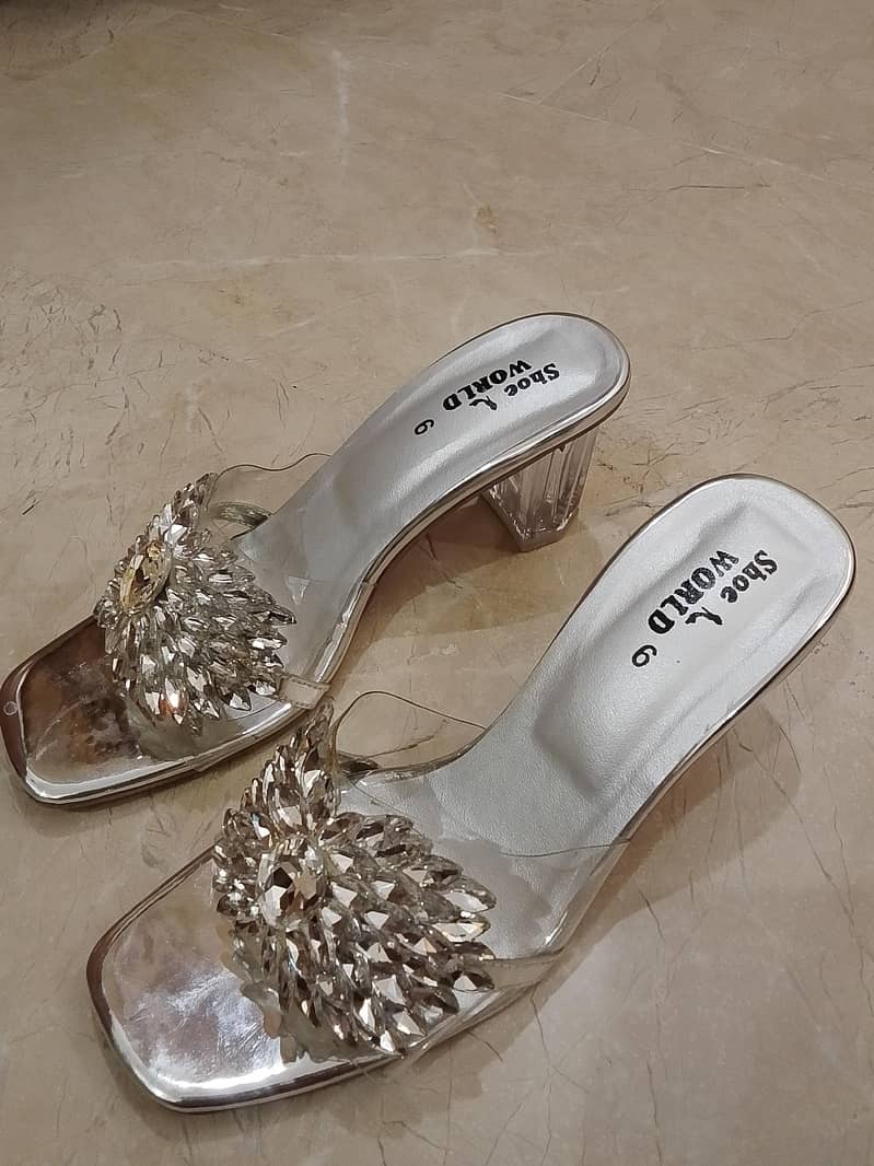 silver heels 1