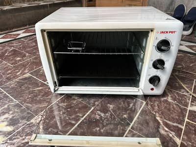 Electric Oven for Sale – Excellent Condition