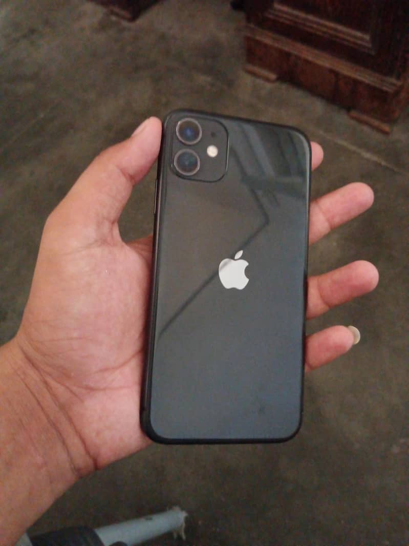 Apple iPhone 11 0