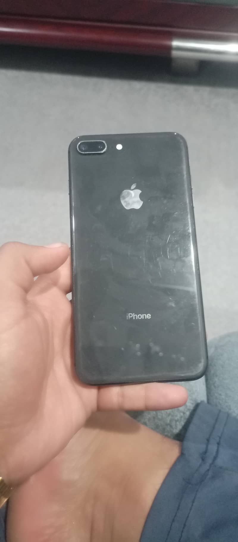 Apple iPhone 8 Plus 0