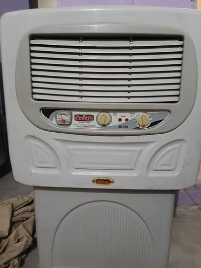 Air cooler and Room cooler