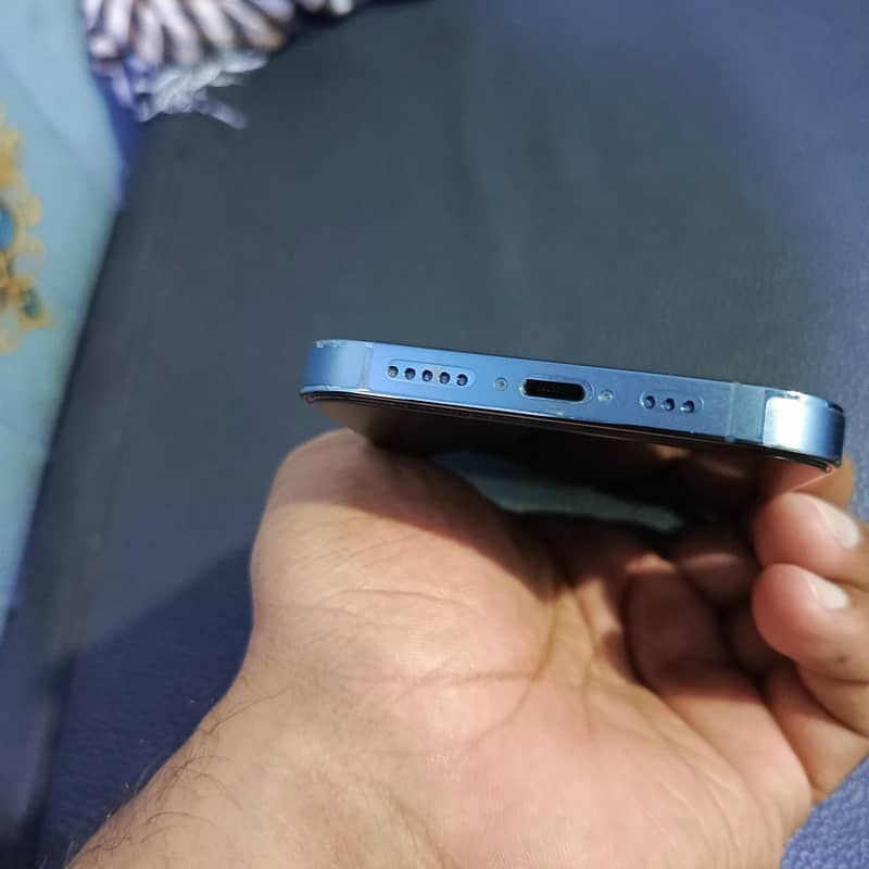 Apple iPhone 13 Pro 1