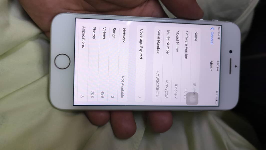 Apple iPhone 7 1
