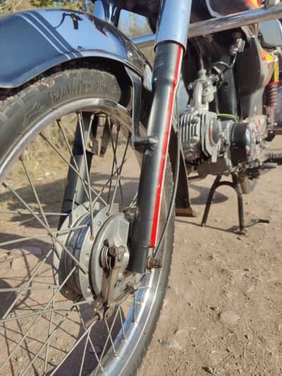 Zymco 21model.       Peshawar number.   Dabble saman