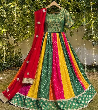 satrangi lehnga