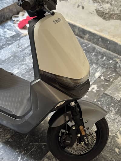 Evee s1 2025 model