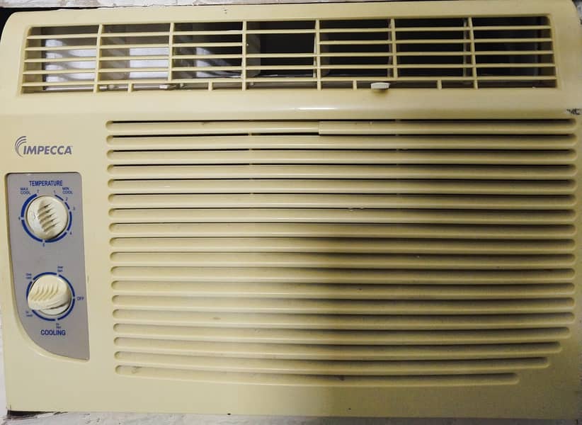 Window ac good condition 1