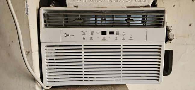 Midea window Ac 0.75 ton