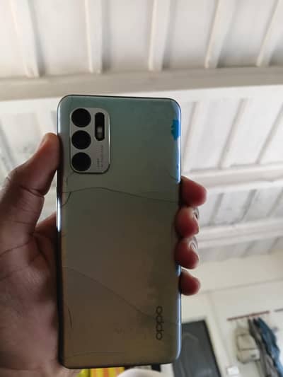 OPPO Reno6