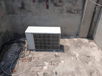 Acson 1 Ton Working AC