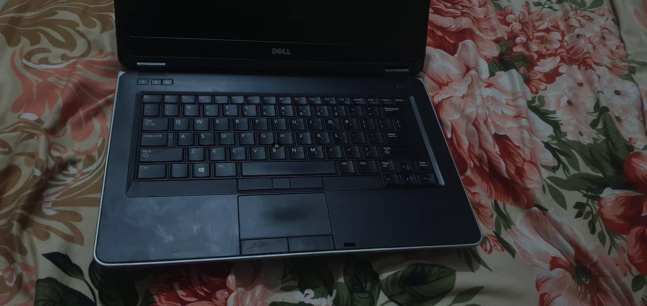 Dell laptop 0