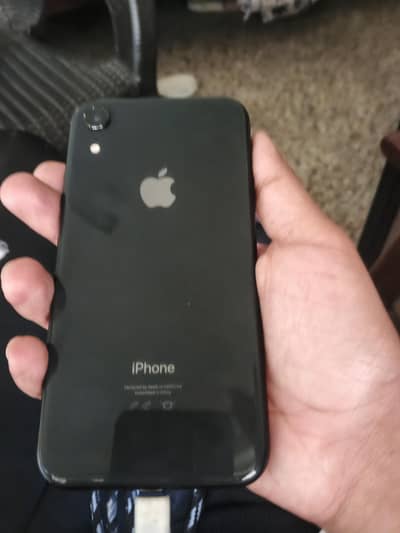Apple iPhone XR