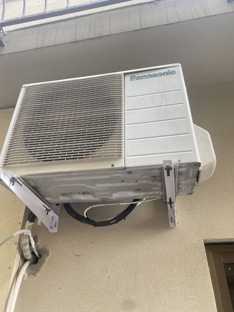 Panasonic AC 2