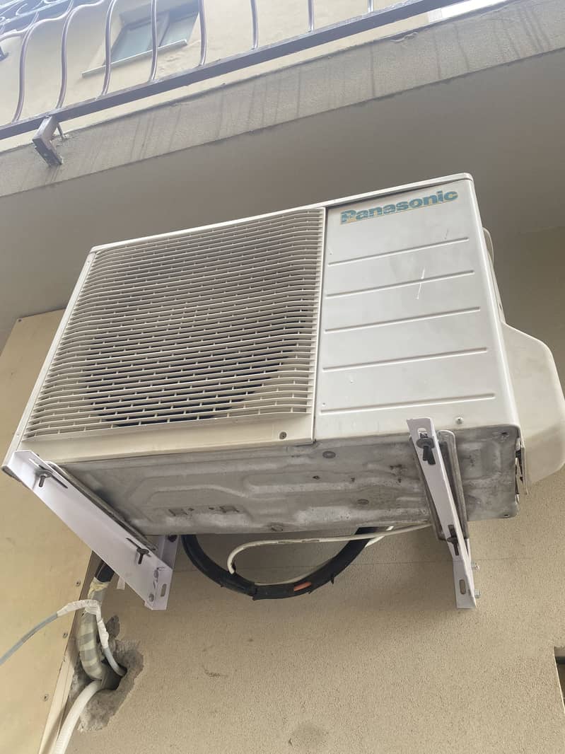 Panasonic AC 4