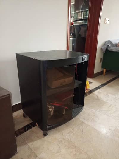 Tv stand in black color