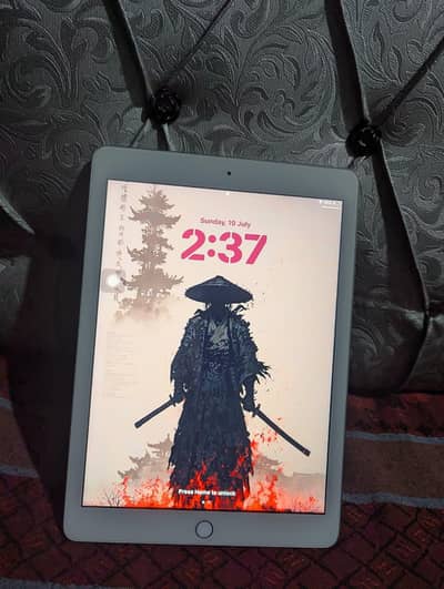 Apple iPad 6th Generation