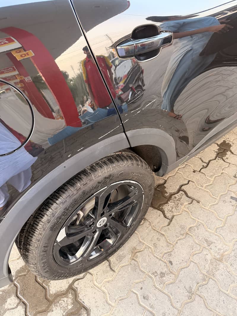 MG HS PHEV 3