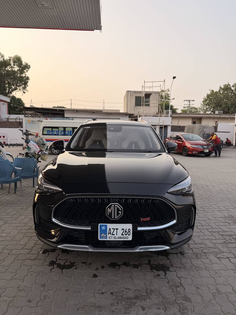 MG HS PHEV 4
