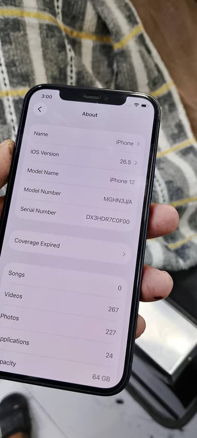Apple iPhone 12