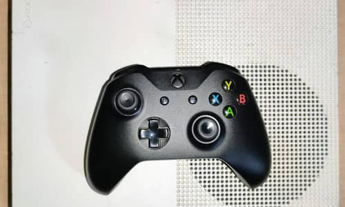 Xbox One S Disc + Digital 500GB
