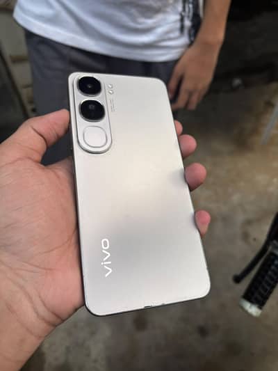 Vivo Y200