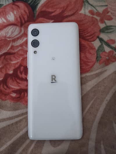 Rekuten Hand 5G (mini Mobile)