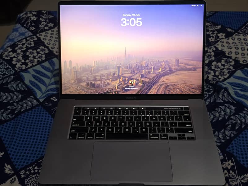 Macbook pro 2019 1